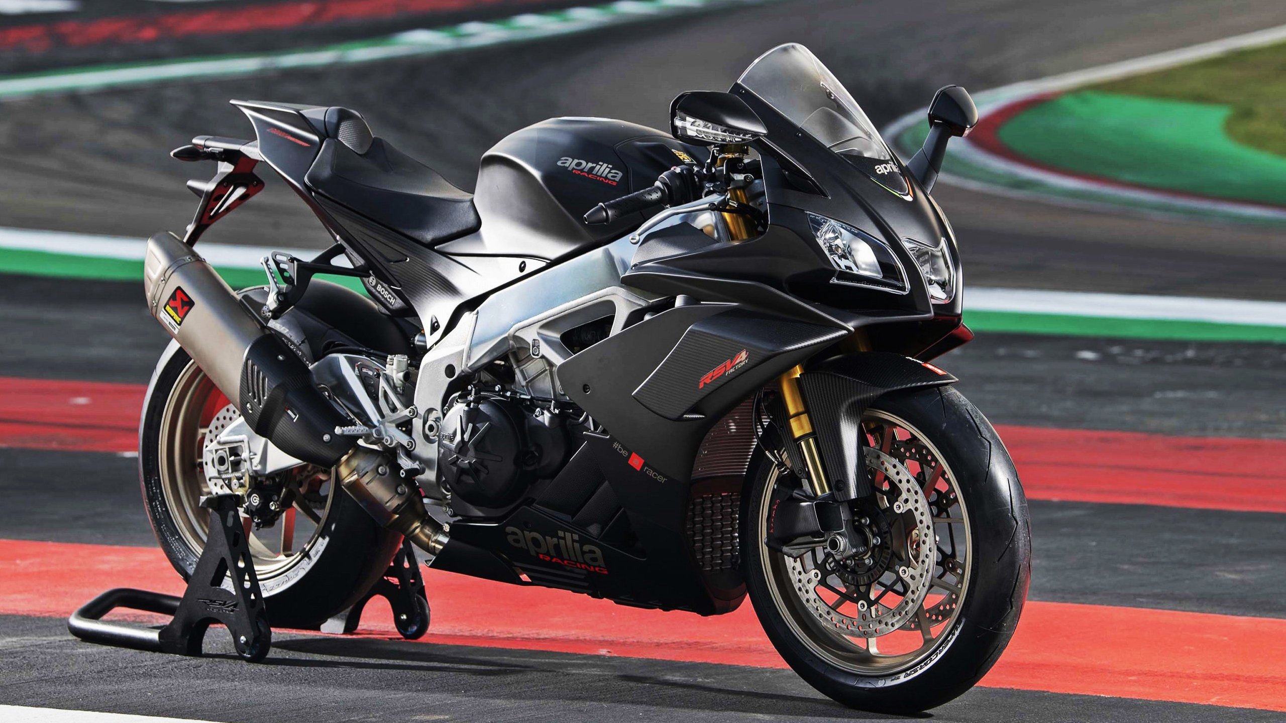 Leyu Sport登录入口-“拜仁天才Aznu训练态度不佳，被清洗至英超”