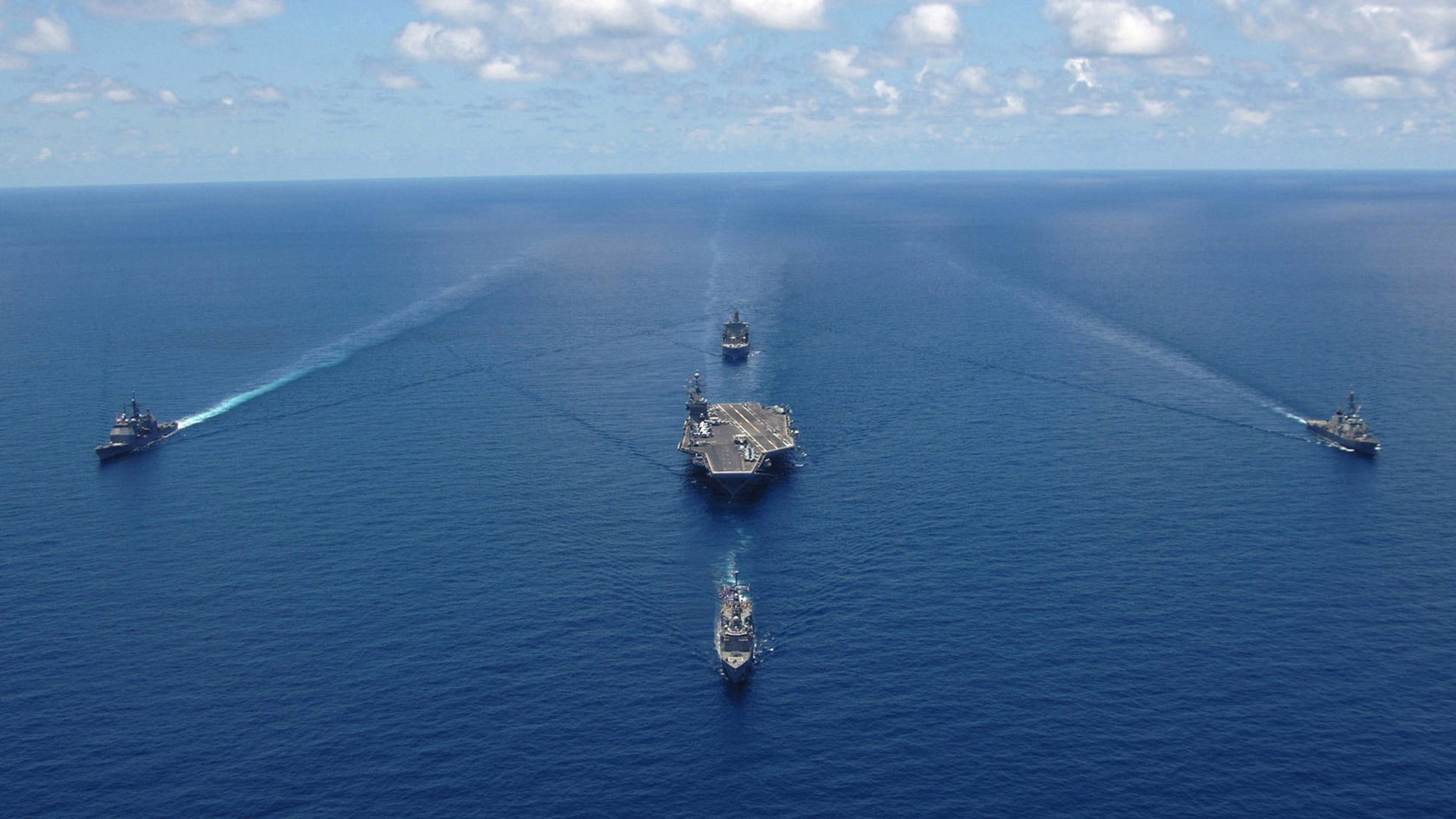 字母哥快攻反击一人完成三次得分,字母哥逆袭